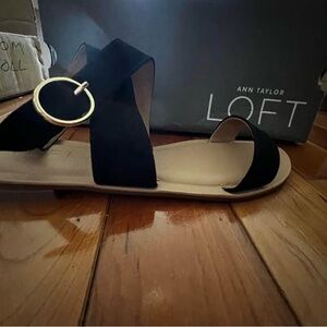 New In Box Loft Criss Cross Ankle Strap Black Sandal 8 1/2